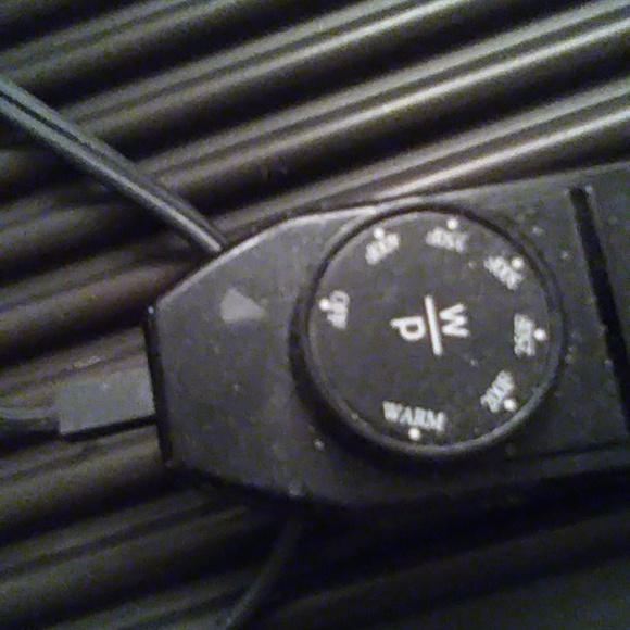 Wolfgang Puck Reversible Grill - Picture 5 of 11